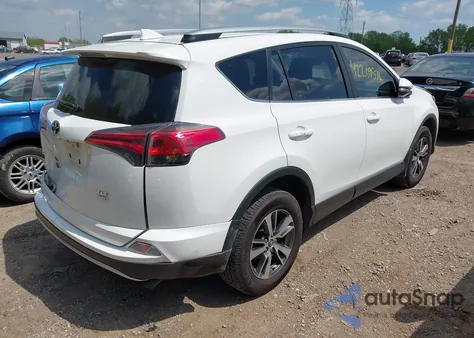 2018 Toyota Rav4 Xle из США, поврежденный, VIN JTMRFREV9JD253813